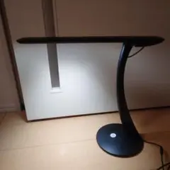 ELECOM　LEDデスクライト　4段階調光
