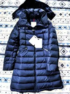 モンクレール 紺色 0サイズ 美品