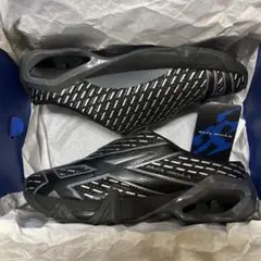 asics novelis 27.0cm
