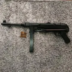 マルシン MP40 ヘビーウェイト モデルガン未発火　　　説明書、カート5発 マルシン MP40 ヘビーウェイト モデルガン未発火 説明書、カート