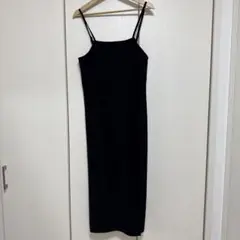 黒いキャミワンピース ロング丈
