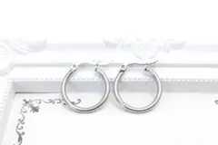 定番シンプルアレルギーフリー/フープステンレスピアス２０mm/金属アレルギー対応