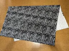 ゼブラ柄　布　生地