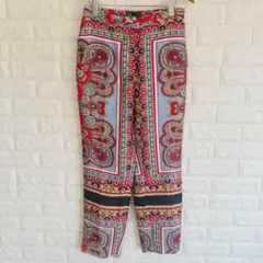 ZARA 総柄 パンツ リラックスパンツ バンダナ柄 Sサイズ レディース