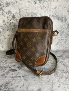 LOUIS VUITTON ルイヴィトン ショルダーバッグ ダヌーブ