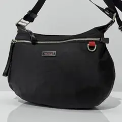 Item thumbnail for item eb644e3a-1670-46f1-8b15-eb447b568a67