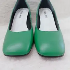 Item thumbnail for item f9cf3efa-cdd6-49c1-bcf3-1b5ac5e42260