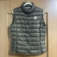 モンクレール ライトダウン オリーブ