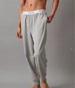 Calvin Klein スウェットパンツ