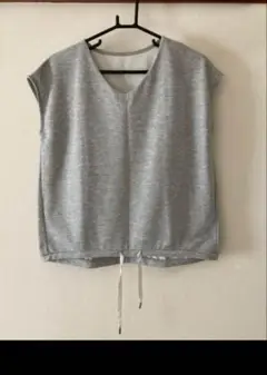 インタープラネット タンクトップ 未使用
