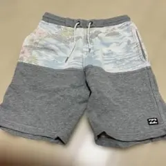 BILLABONG 半ズボン 130サイズ
