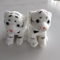 ●ホテルザミツイ京都　ホワイトタイガー　ぬいぐるみ　2体セット