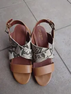 COLE HAAN 　パイソン柄サンダル　茶色　サイズ7B　約24cm