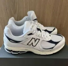 美品New Balance M2002RHQ 27.5㌢ホワイト ネイビー New Balance 2002R 