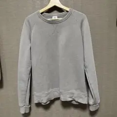 トレーナー　ジャケットの下にお洒落◎