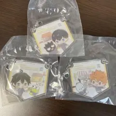 ハイキューサンリオコラボアクリルチャーム　ガチャ　日向・影山・山口