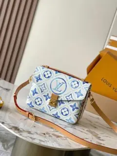 Louis Vuitton ショルダーバッグ