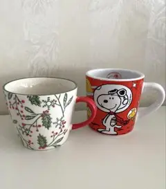マグカップ2個セット　KFC スヌーピー　コラボマグ&クリスマス柄マグ