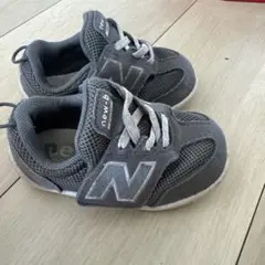 new balance new-b FIRST 13 (US)