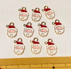サンタクロース　エナメルチャーム　10個