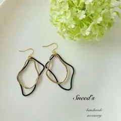 ▪マットブラックフープ×ゴールド変形フープピアス/イヤリング