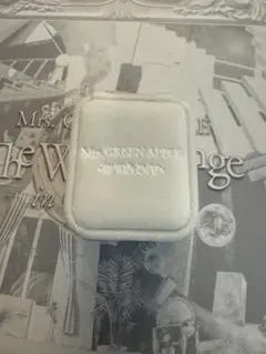 Mrs. GREEN APPLE ピンズ　ホワイトラウンジ