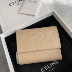 《美品》 CELINE セリーヌ 折り財布 ベージュ