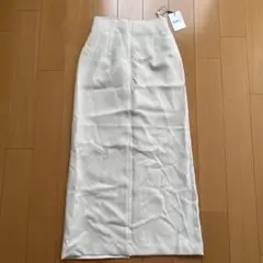 新品タグ付き！GRL ホワイト タイトスカート スリット付き ZARA