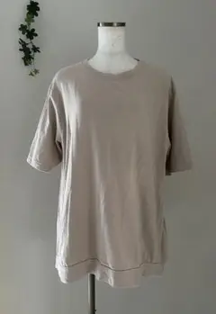 ベージュ オーバーサイズ Tシャツ 半袖