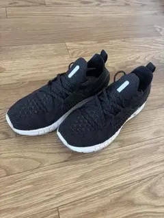 アンダーアーマー ホバー　24.5センチ