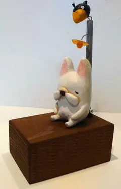 【夕暮れ時にカラスとフレブルさん】