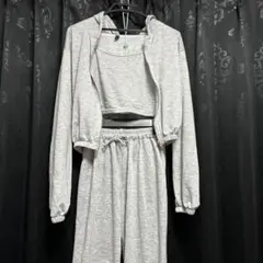 セットアップ　グレー　VANITYFACE