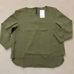 新品　レディース　トップス