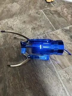 【新品未使用】MEGAクレーンアームキーホルダー 青 ブルー
