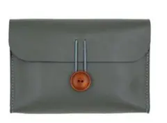 【新品未使用】レザーポーチ（グレー）