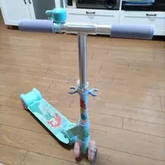アリエル キックボード 水色