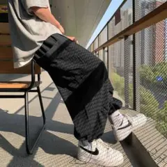 ✨セール✨現品限り✨新品✨カーゴパンツ ジョガーパンツ ポケット付 ロゴ 2XL