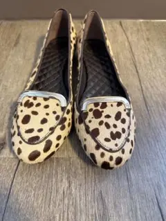 トリーバーチ レオパード柄フラットシューズ