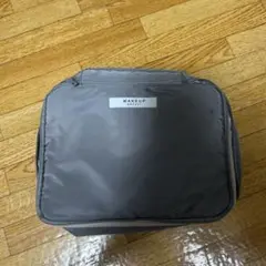 メイクポーチ グレー