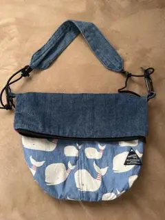 オーサムライフ　サコッシュ