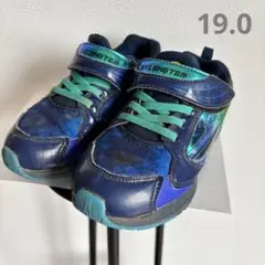 Item thumbnail for item cf9b4e31-4553-4bd3-8cd6-24e29345cf00