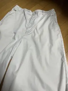 かゴールデンベア　ベージュ系ガウチョパンツ　ワイドパンツ