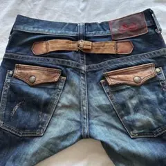 Item thumbnail for item ee5760b5-96a4-4394-8a28-04aa070e67aa