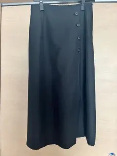 イッカラウンジ　Aライン　スカート　黒