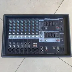 YAMAHA EMX 212s