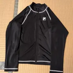 ラッシュガード