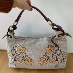 値下げしました！NEISHA肩掛けハンドバッグ