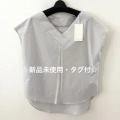 ☆新品未使用☆GALLARDA GALANTE ストライプVネックシャツブラウス