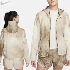 Item thumbnail for item 0925d91f-a57d-48c7-b34c-e40bec354134