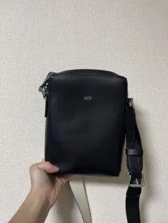 Lui's ブラック ショルダーバッグ